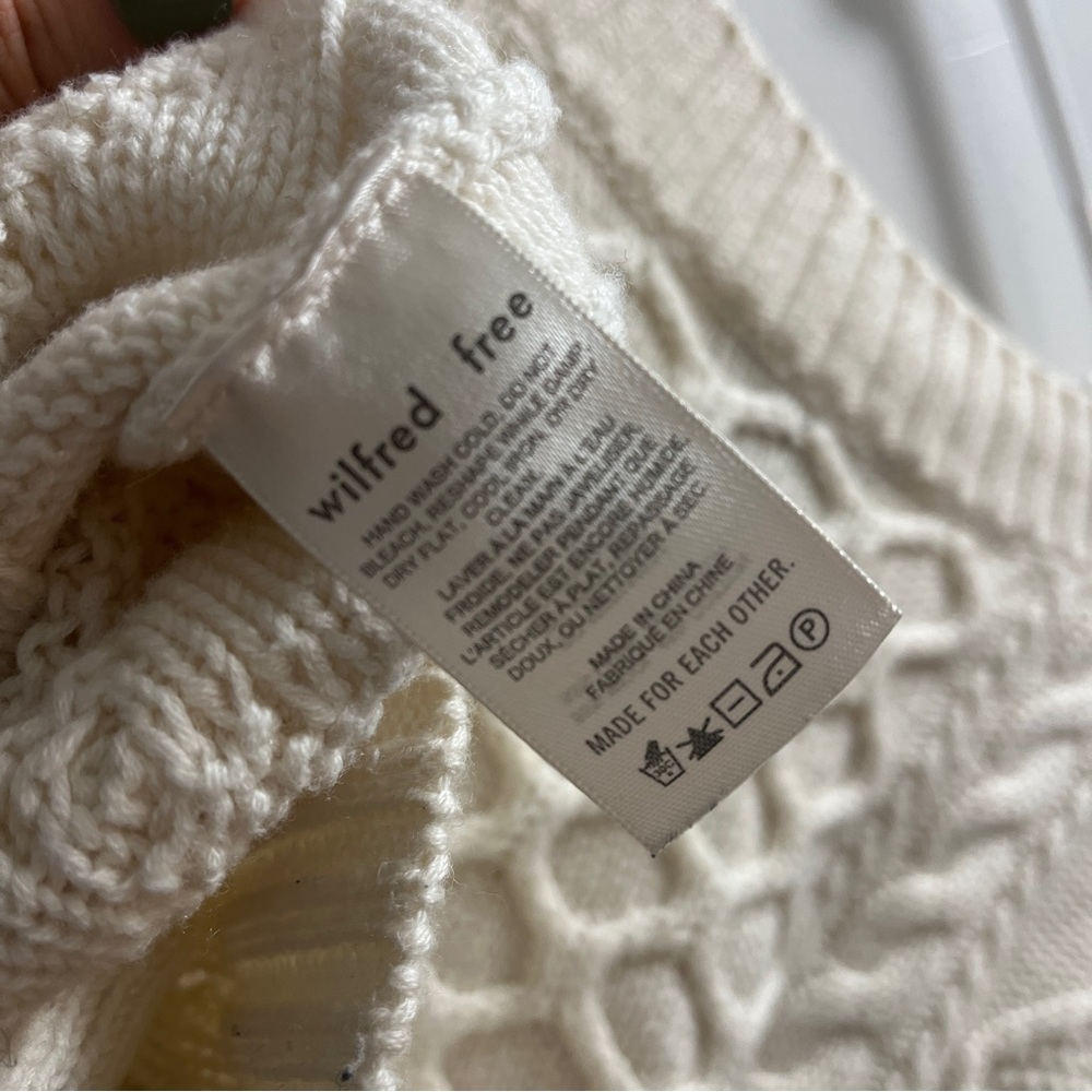 EUC Aritzia Wilfred Free Mystic Cable Sweater - Picture 8 of 8